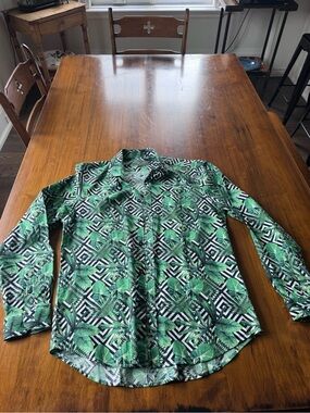 Paisley & Gray Green Tropical Leaf Print Button-Down Shirt